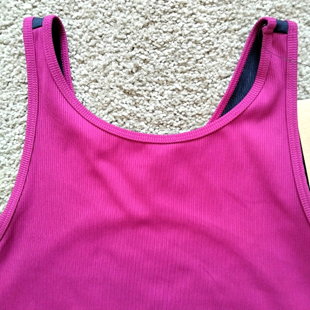 NWT XL Nike Yoga Dri-Fit Purple Stretch Tank Top Keyhole Back Athletic Top NEW - Picture 5 of 9